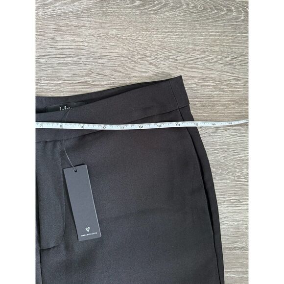 Lulu’s NWT Black Feather Trimmed Straight Leg Pants Size M - Picture 7 of 10